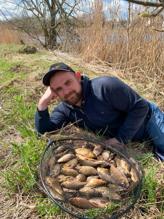 Рыбалка в Брянске - карась весной